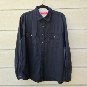 Wrangler black long sleeve button front shirt large